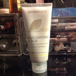 **Sealed** doTerra Invigorating Facial Scrub